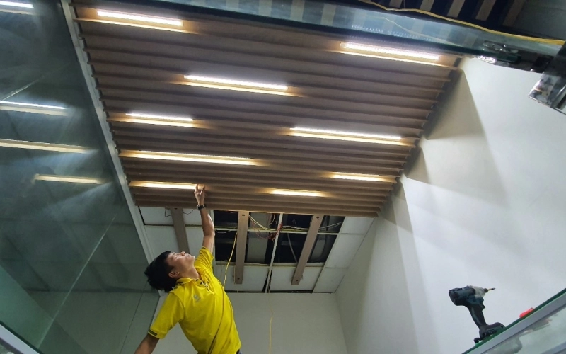 THI CÔNG VP DAICHI LIFE - 68 HỒNG HÀ TÂN BÌNH