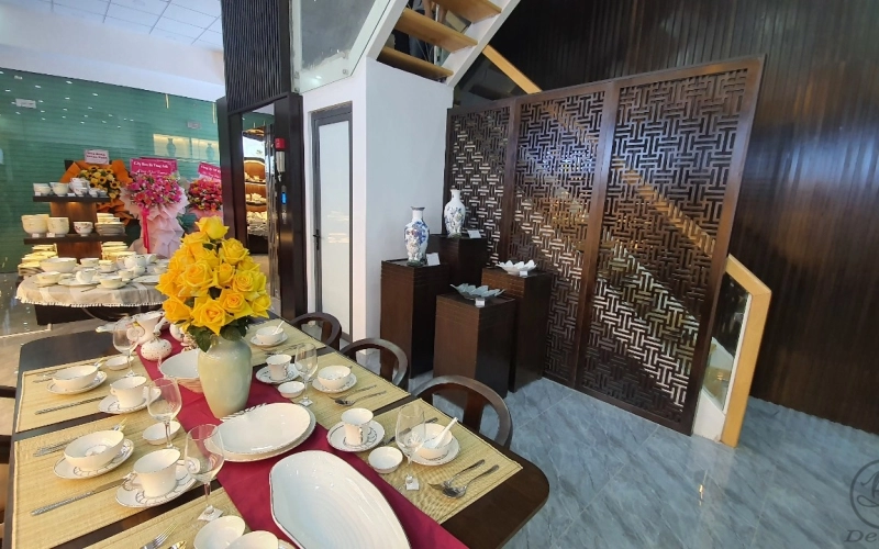 THI CÔNG SHOWROOM GỐM SỨ MINH LONG I - CN ĐẮC NÔNG