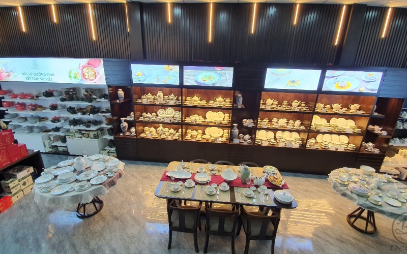 THI CÔNG SHOWROOM GỐM SỨ MINH LONG I - CN ĐẮC NÔNG
